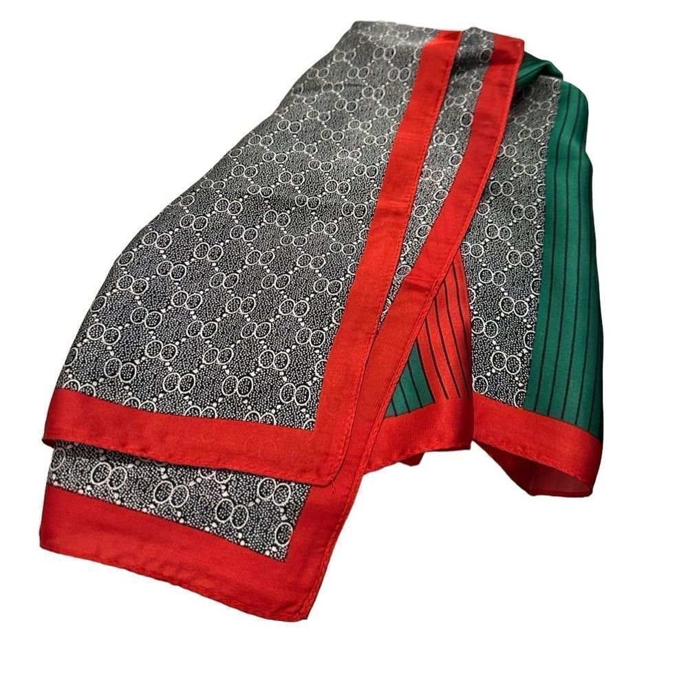 Bag red and green scarf